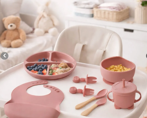 Set Vajilla Bebé Silicona 6 Piezas | Plato + Bowl + Babero + Vaso + Cubiertos